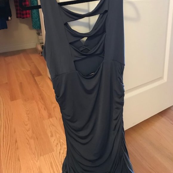 VENUS Sexy Grey Mini Dress - Size Large NWOT - Picture 3 of 4